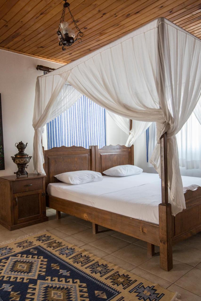 Ala Baykus Bed & Breakfast อาเลอเจอติ ภายนอก รูปภาพ