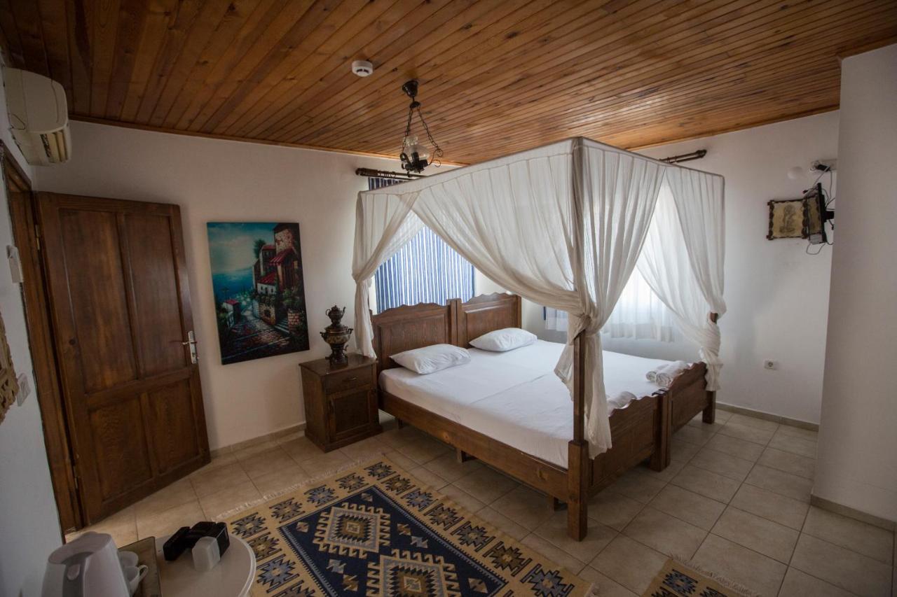 Ala Baykus Bed & Breakfast อาเลอเจอติ ภายนอก รูปภาพ